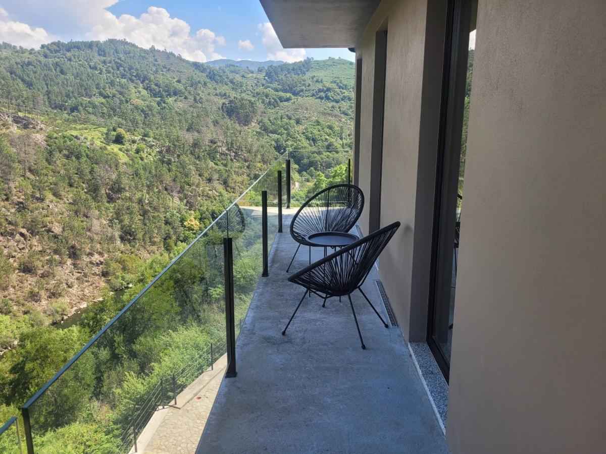 Infinity Houses Ponte da Barca Exterior photo